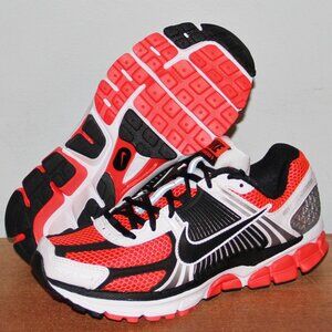 Nike Air Zoom Vomero 5 SE Running Shoes Men's 6 Women's 7.5 Bright Crimson